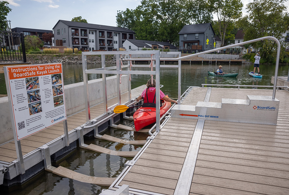 Fairport_Paddling_CoL2022-3_980x661.jpg